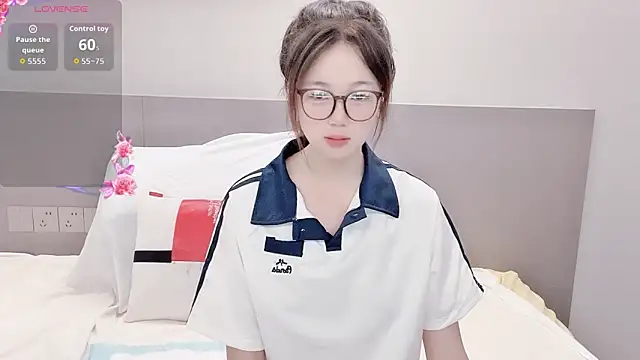 Snapshot of Lucky_zhizhi chatting on April 20, 2026, 4:26 am Lucky zhizhi online show from April 20, 2026, 4:26 am