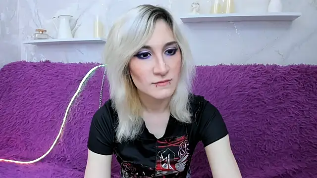 DianaBardot online show from June 5, 2026, 11:27 am