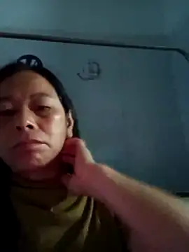 Anna sexzy online show from April 1, 2026, 8:06 pm