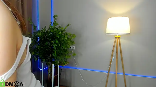 Aurora Temptia online show from April 16, 2026, 9:32 am