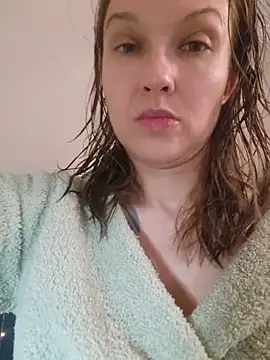 NicolePearl online show from March 15, 2026, 9:44 pm