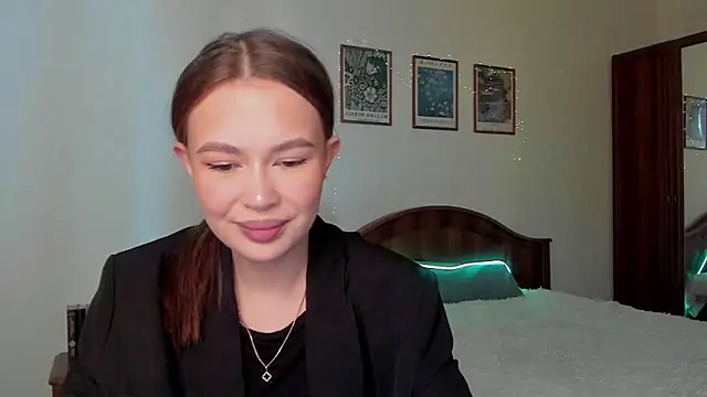 kittiangel00 online show from March 20, 2026, 9:21 am