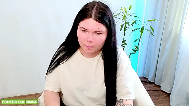 Dalila Lay online show from March 16, 2026, 10:19 am