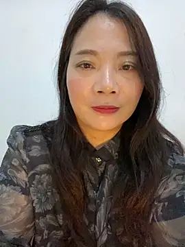 yu19988 online show from April 14, 2026, 4:06 am