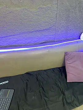 GiaRedd online show from April 5, 2026, 4:24 pm