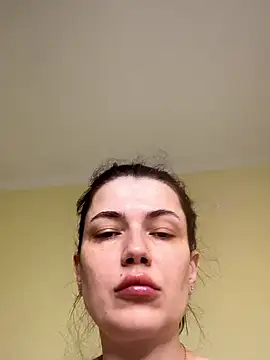 Cutee Erika online show from June 10, 2026, 11:22 am