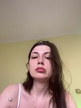 Cutee Erika online show from June 11, 2026, 12:35 pm