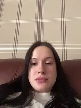 AuraaNova online show from April 9, 2026, 3:08 am