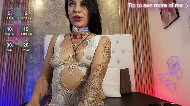 Snapshot of ZafiroCat chatting on May 11, 2026, 10:07 pm ZafiroCat online show from May 11, 2026, 10:07 pm