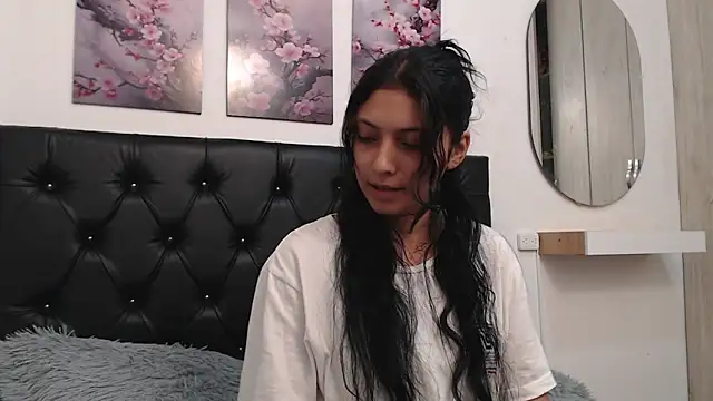 Tamar4 f00x online show from May 24, 2026, 7:47 pm