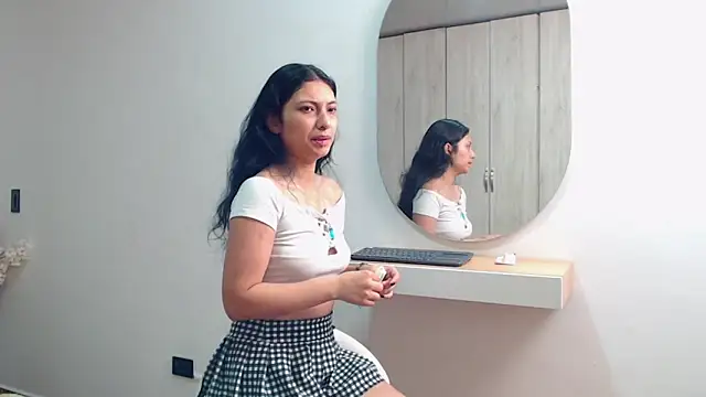 Tamar4 f00x online show from April 9, 2026, 12:44 pm