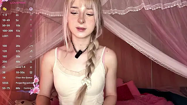 OnlyEva1 online show from March 30, 2026, 7:21 am