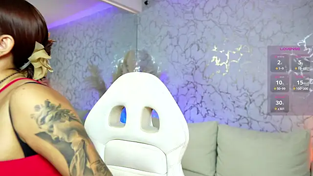 Yelena Miller1 online show from March 19, 2026, 7:58 pm