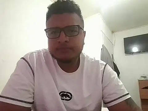 Dc333777 online show from March 12, 2026, 12:31 pm