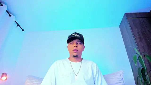 Randdy 333 online show from April 8, 2026, 5:20 am