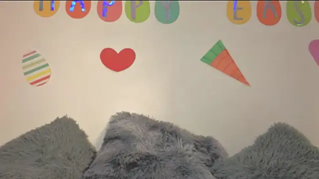 PaulaCutexs online show from March 27, 2026, 8:26 am