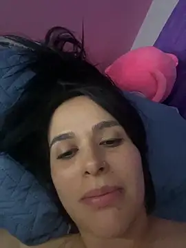 leila moretti online show from April 17, 2026, 3:31 am