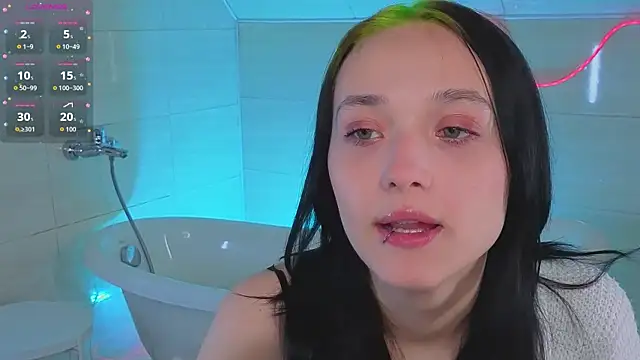 DarcyBlackwood online show from April 12, 2026, 1:31 am