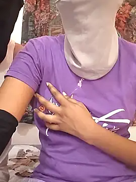 Telugucouple1431 online show from April 23, 2026, 4:41 am