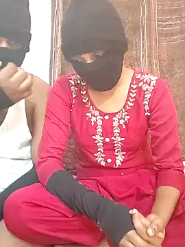 Telugucouple1431 online show from April 14, 2026, 6:29 am