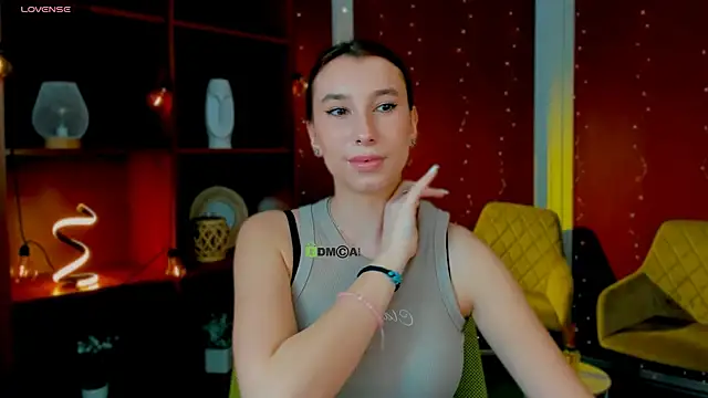 ameliaa sweet online show from April 17, 2026, 11:24 am