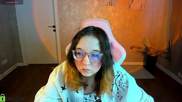 Aleks-caster online show from April 14, 2026, 1:21 am