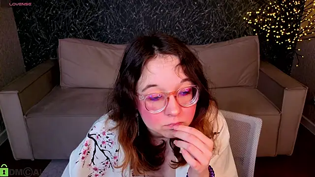 Aleks-caster online show from April 13, 2026, 9:46 am