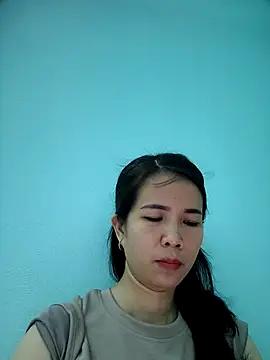 Geelio-playsx24 online show from June 1, 2026, 1:55 pm