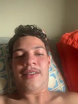 Snapshot of Jhonnylaionsousa chatting on April 4, 2026, 9:49 am Jhonnylaionsousa online show from April 4, 2026, 9:49 am