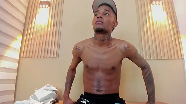 ARLO MORRIS online show from April 14, 2026, 3:44 am