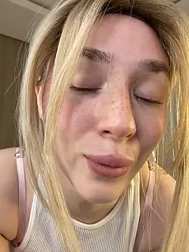 KittiLin online show from March 13, 2026, 9:09 pm