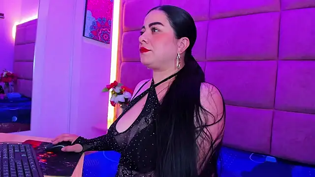 Emilyy Moon  online show from June 8, 2026, 2:56 am