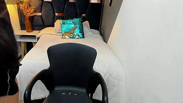 Keyla Brunette  online show from April 17, 2026, 11:46 am