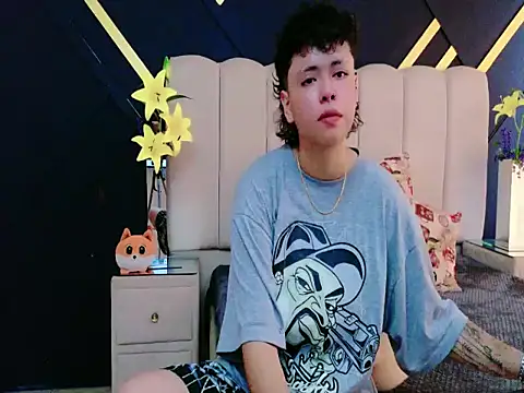 Snapshot of NikiEvanz chatting on June 3, 2026, 5:50 pm NikiEvanz online show from June 3, 2026, 5:50 pm