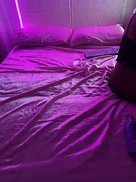 Shynesse21 online show from April 9, 2026, 5:08 pm