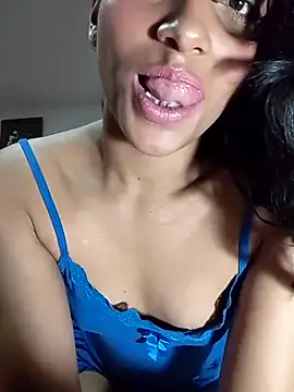 KattyBerryX online show from April 2, 2026, 3:02 am