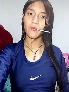 KarolaMendez online show from July 4, 2026, 11:53 pm