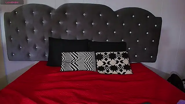 Amarantha rosse online show from April 6, 2026, 2:29 pm