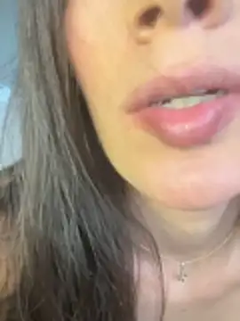 Evacrox online show from April 6, 2026, 5:03 pm