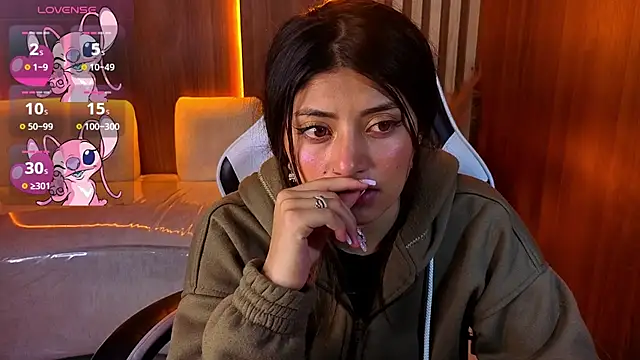 Lia queen tx online show from April 17, 2026, 2:47 am