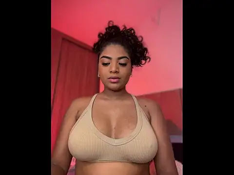 Snapshot of karlymonroe chatting on June 12, 2026, 10:07 pm karlymonroe online show from June 12, 2026, 10:07 pm
