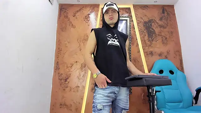 Jhotonex2 online show from May 10, 2026, 4:16 am