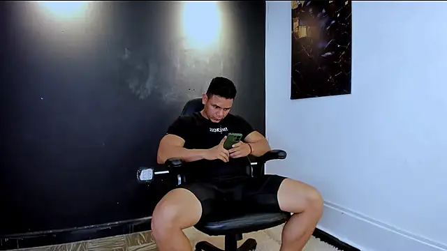 Floyd212 Vibes online show from April 15, 2026, 10:32 pm