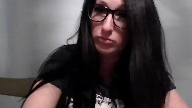 TheVictoriaWolf online show from March 25, 2026, 12:11 am