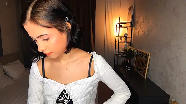 EhtelVesperman online show from March 29, 2026, 3:13 pm