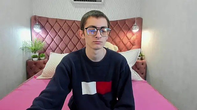 RonBevs online show from April 9, 2026, 7:20 pm