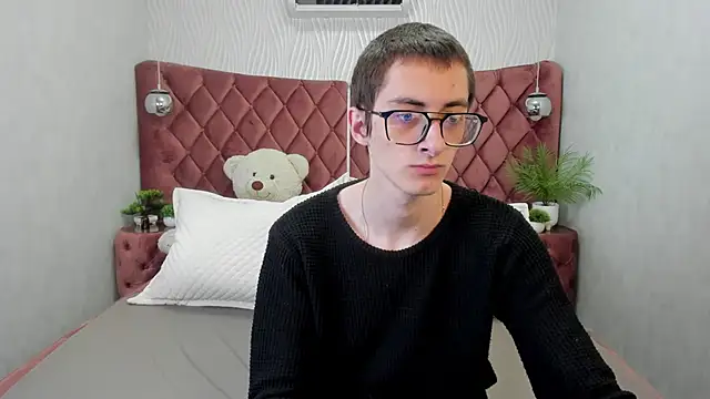 RonBevs online show from April 15, 2026, 7:58 pm