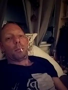 jongen ehv online show from April 26, 2026, 1:14 am