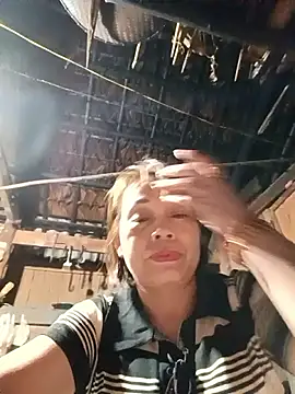 Lyly22x online show from March 22, 2026, 3:46 pm