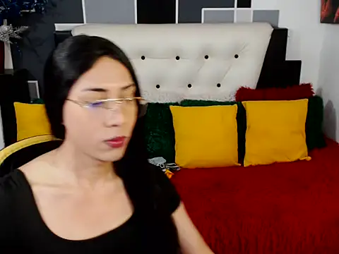 alise capell online show from April 15, 2026, 1:15 pm